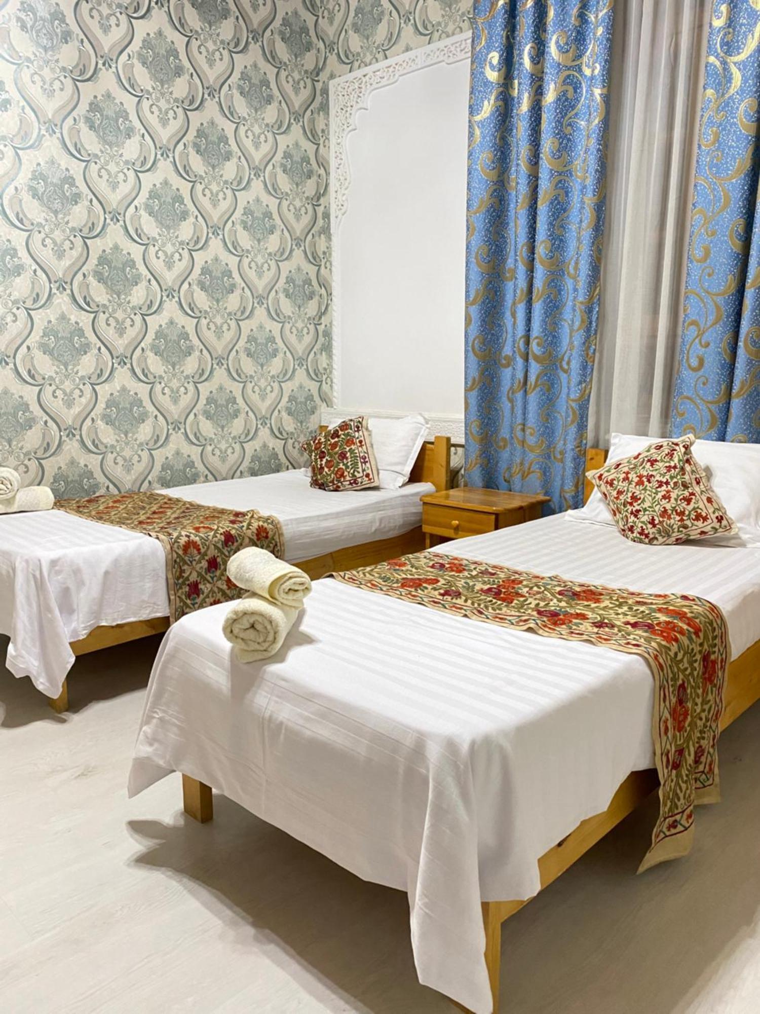 Antique Hotel In Old Town บูคารา ภายนอก รูปภาพ