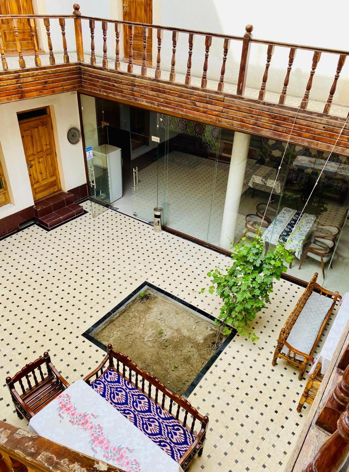 Antique Hotel In Old Town บูคารา ภายนอก รูปภาพ